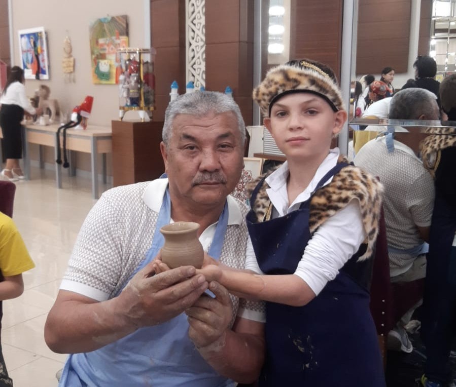 Витя Кляйн: мальчик, который ткёт мечты