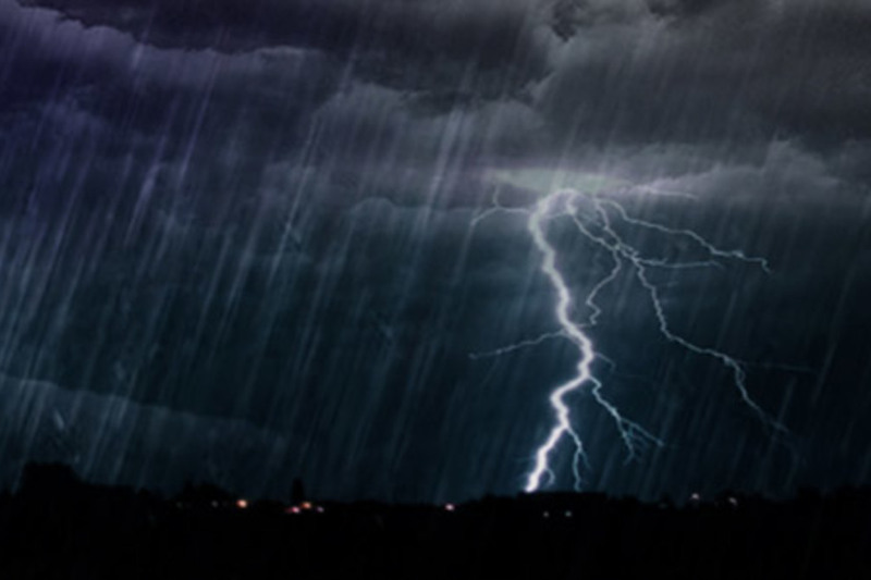 Синоптики прогнозируют дождь, грозу и шквальный ветер на большей части Казахстана