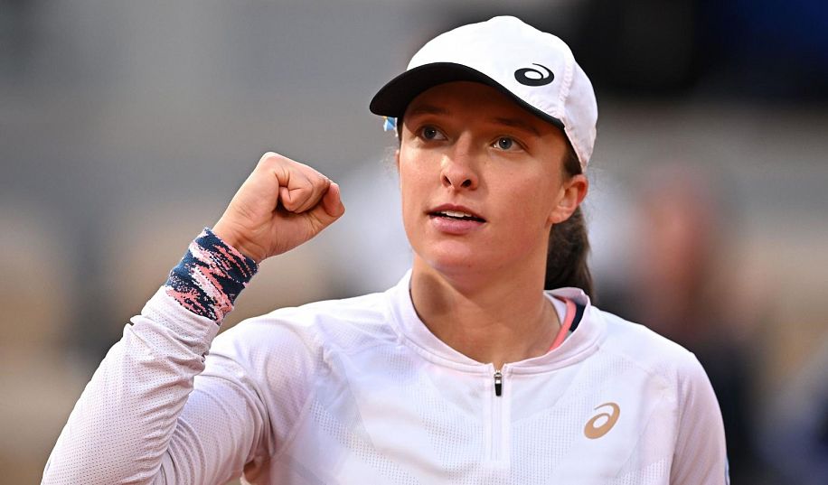 Первая ракетка мира Ига Швентек прилетит в Астану