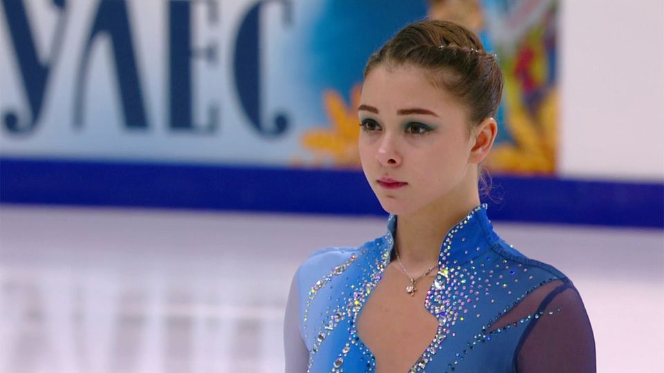 Фигуристка Самоделкина заявила, что учит гимн Казахстана