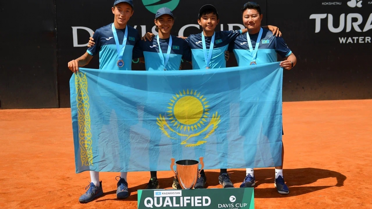 Сборная Казахстана завоевала "бронзу" в квалификации юниорского Кубка Дэвиса
