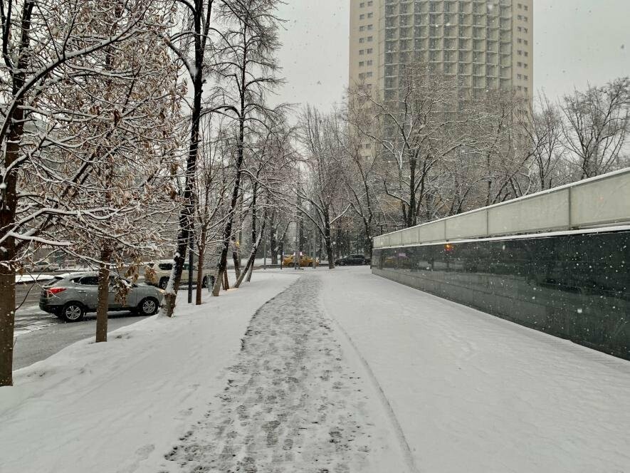 ДЧС Алматы обращается к водителям с просьбой быть осторожными на дорогах